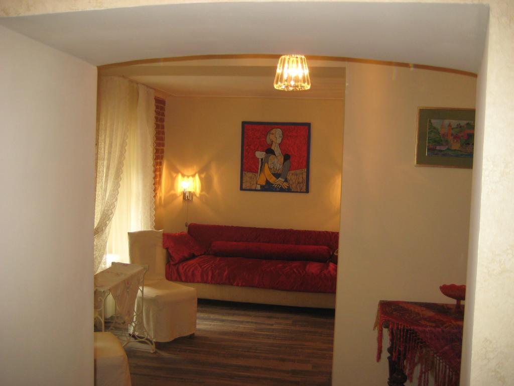 Apartament On Kostiushka إلفيف المظهر الخارجي الصورة